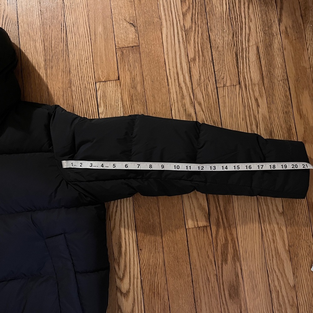 Lululemon Wunder Puff Cropped 600-Fill Down Jacket Size 10 - Picture 4 of 12
